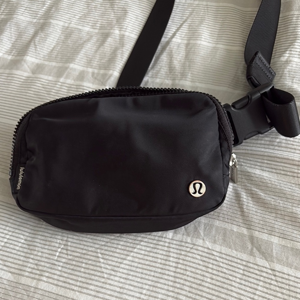 lululemon athletica Black Belt Bag
